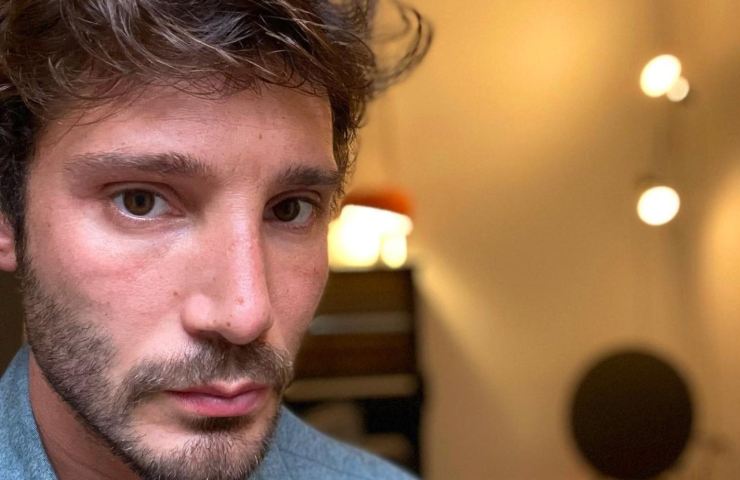 Stefano De Martino affari tuoi 